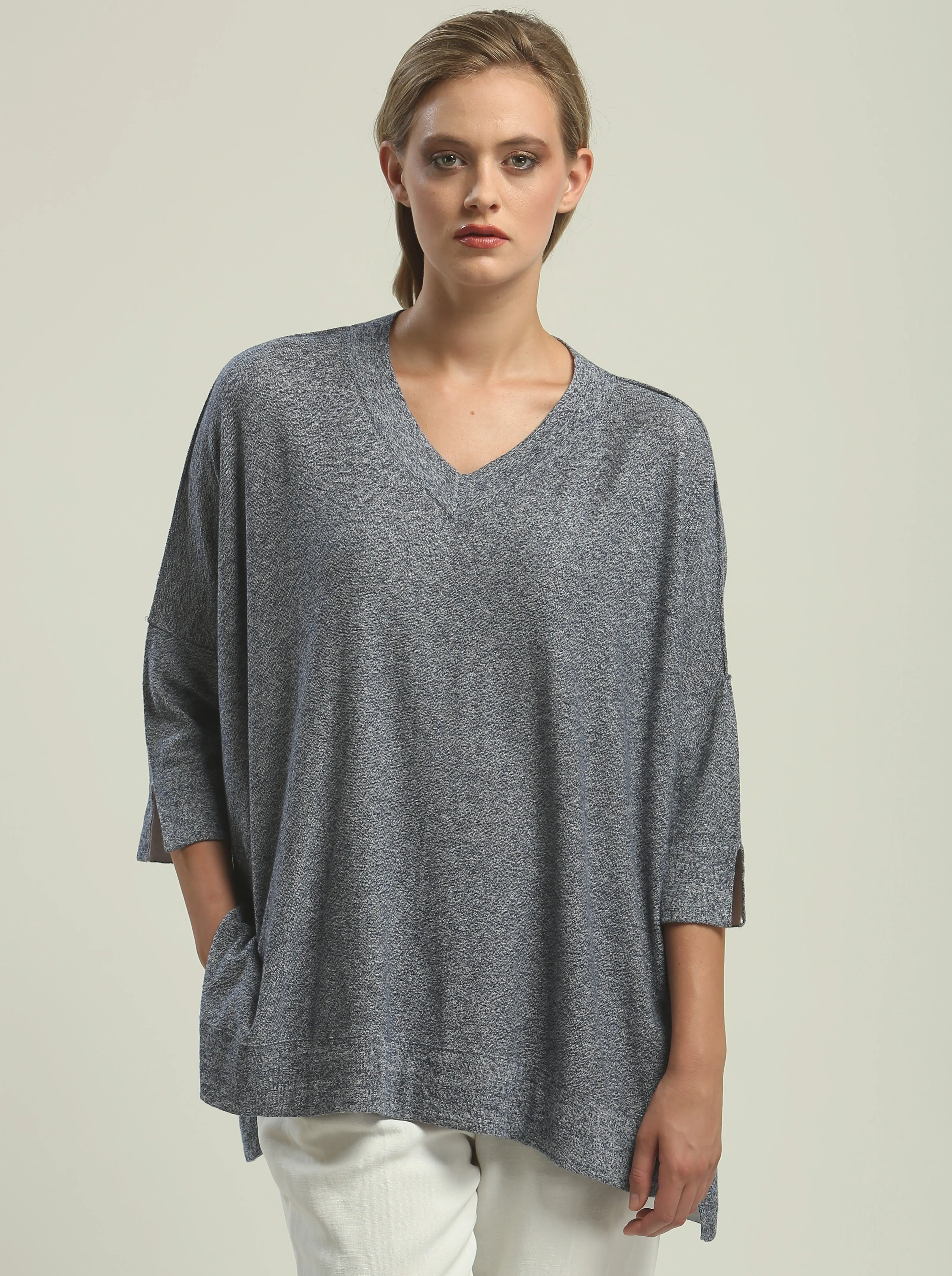 Reversible Contrast Detailed Easy V Neck