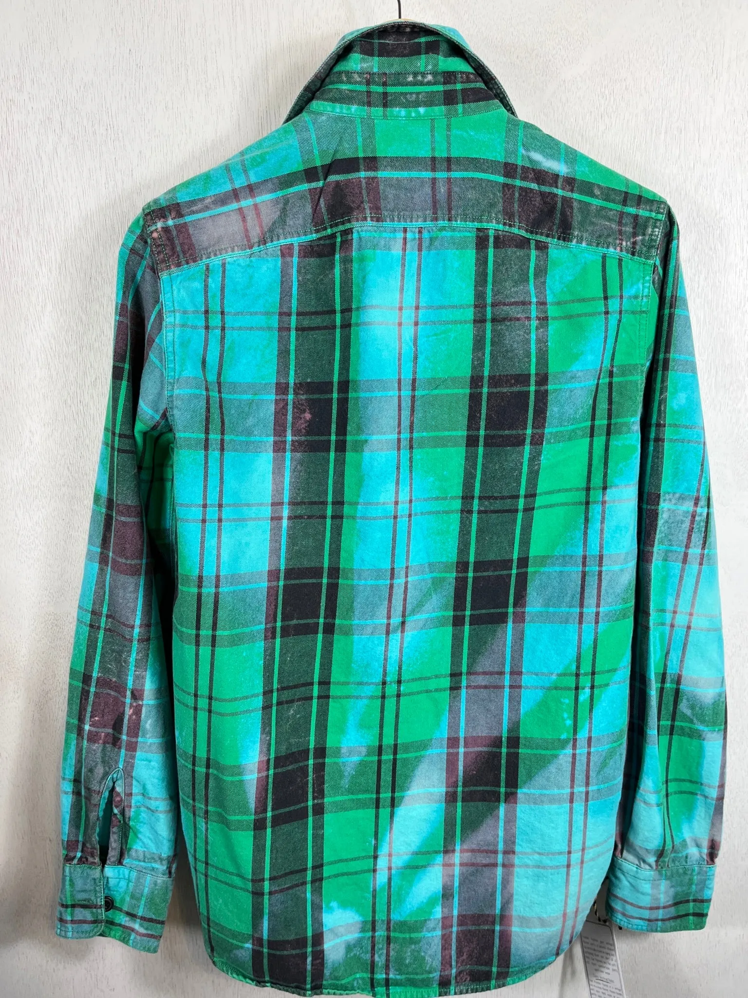 Vintage Turquoise, Green and Navy Blue Flannel Size Small